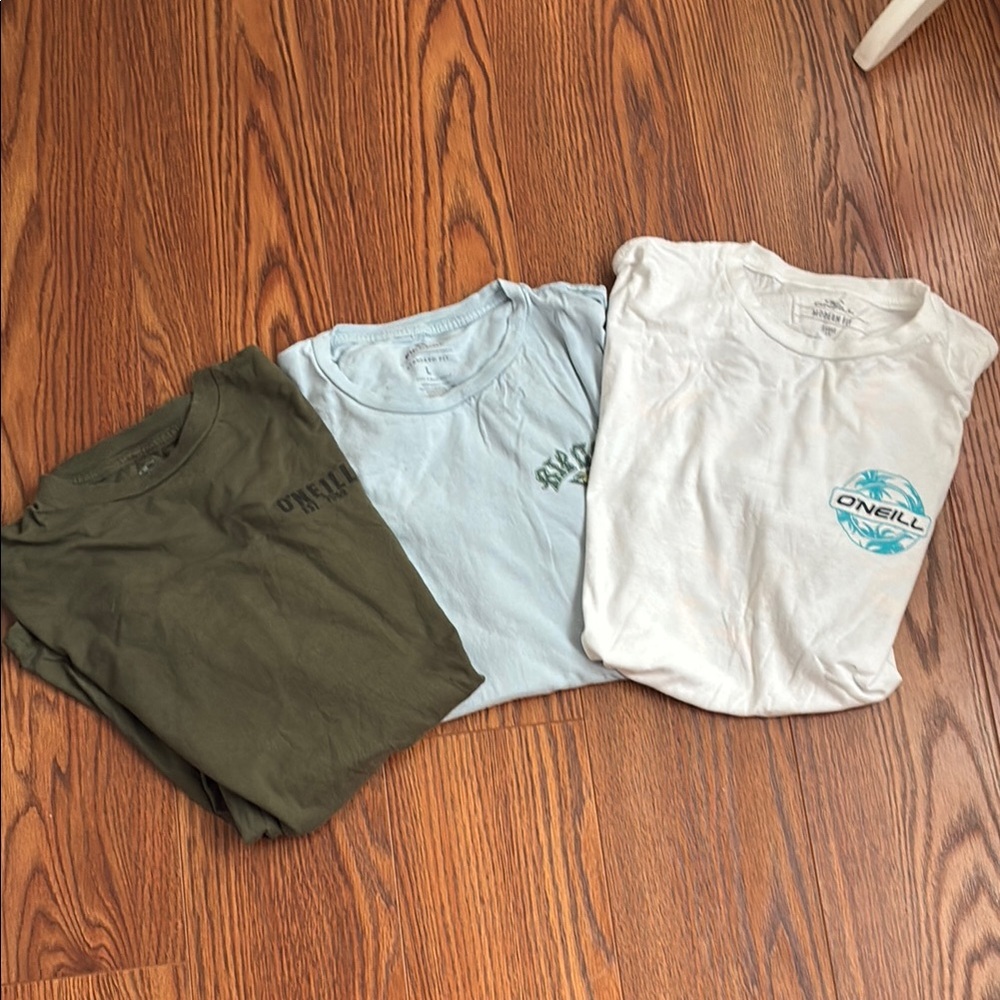 3 O'Neill and Rip Curl Green and Blue Short Sleeve Tees